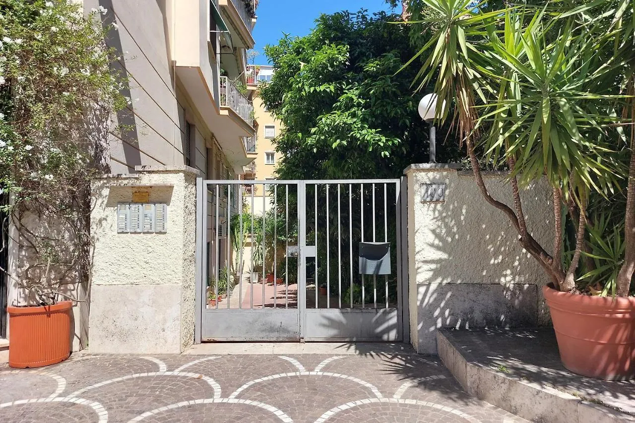 Apartment Ych-Confortevole Appartamento Vicino Ponte Milvio Rome